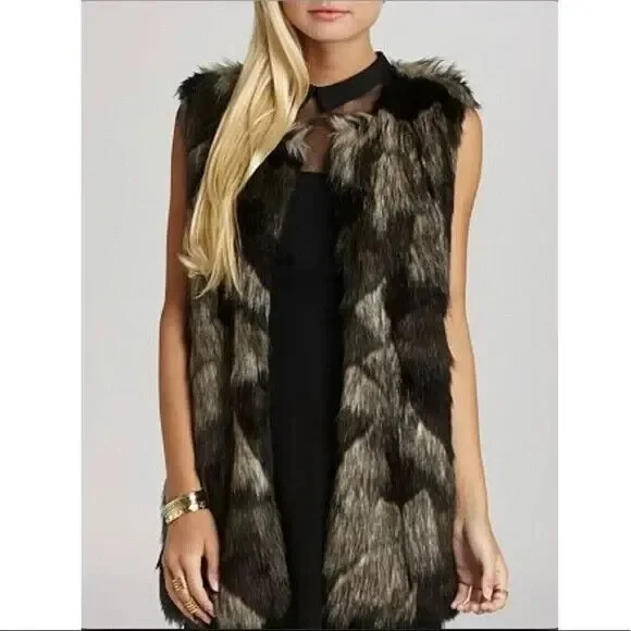 BCBGeneration Faux Fur Open Vest Sz Small Runs Big (NEW $148) - Picture 1 of 8